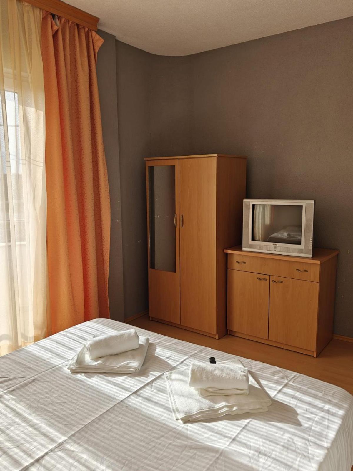 Hotel Ariston Struga Dış mekan fotoğraf