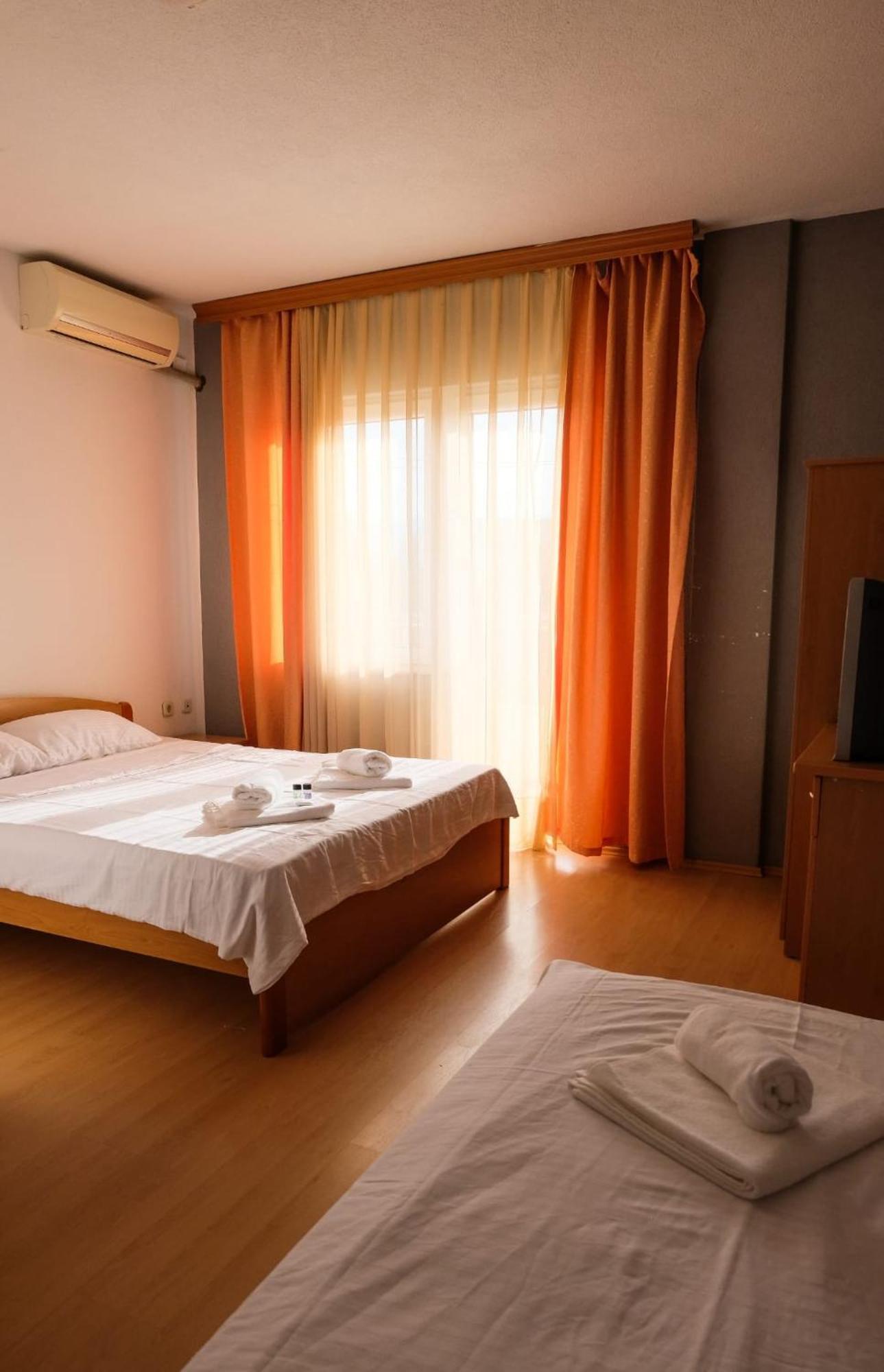 Hotel Ariston Struga Dış mekan fotoğraf